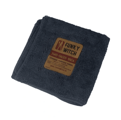 Funky Witch Two-Faced Yaga Towel 40x40 - ręcznik do osuszania 1 Funky Witch Two-Faced Yaga Towel 40x40 - ręcznik do osuszania
