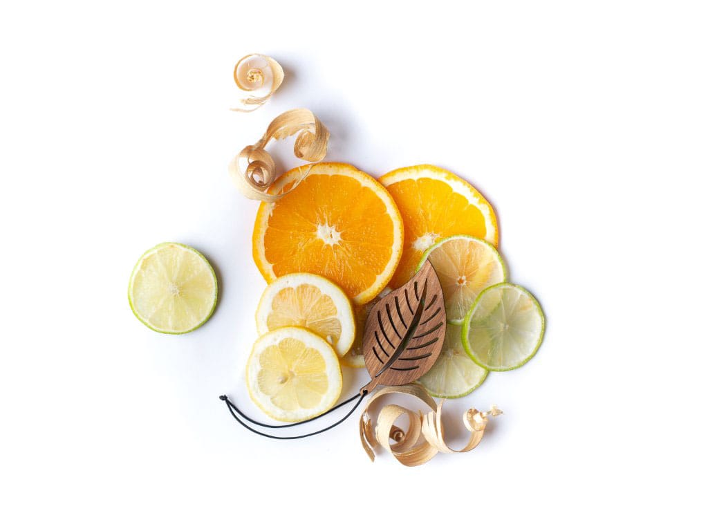 The Leaf Drewno Cytrusowe - pachnąca zawieszka do samochodu 1 The Leaf Drewno Cytrusowe - pachnąca zawieszka do samochodu